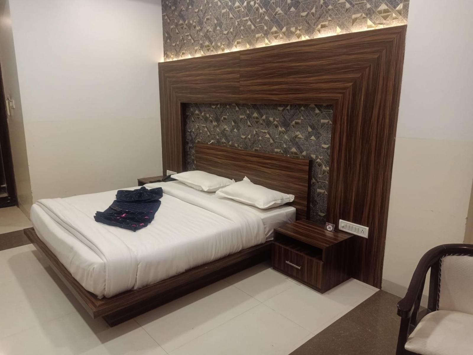 Hotel Ps Residency Shivpurī Exteriér fotografie